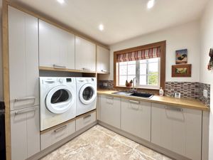 Photo 22- click for photo gallery